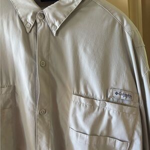 Columbia Men's Stone Gray Shirt Jacket